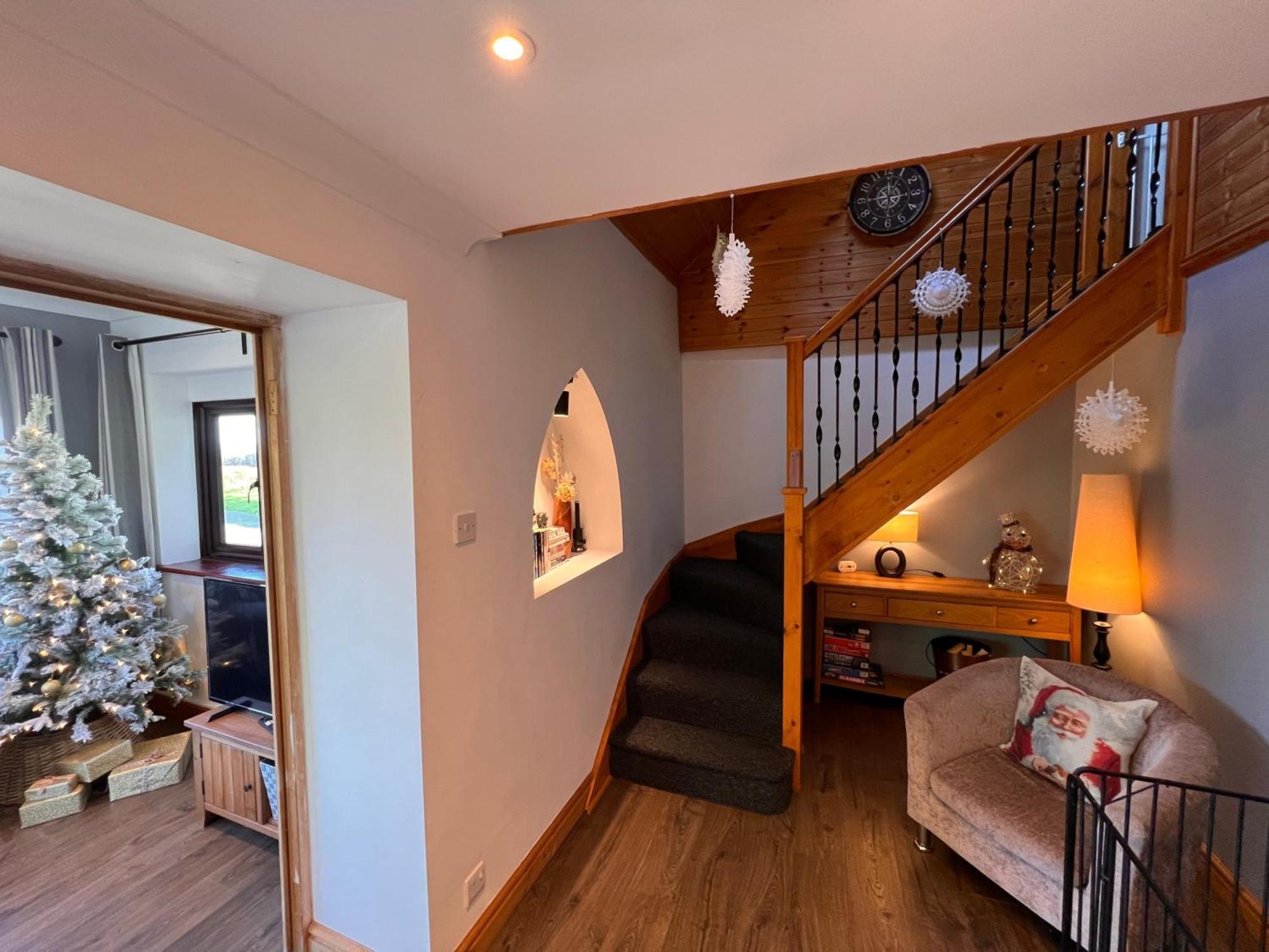 3 Bed Detached Cottage- Log Burner Mountain Views ビューマリス エクステリア 写真