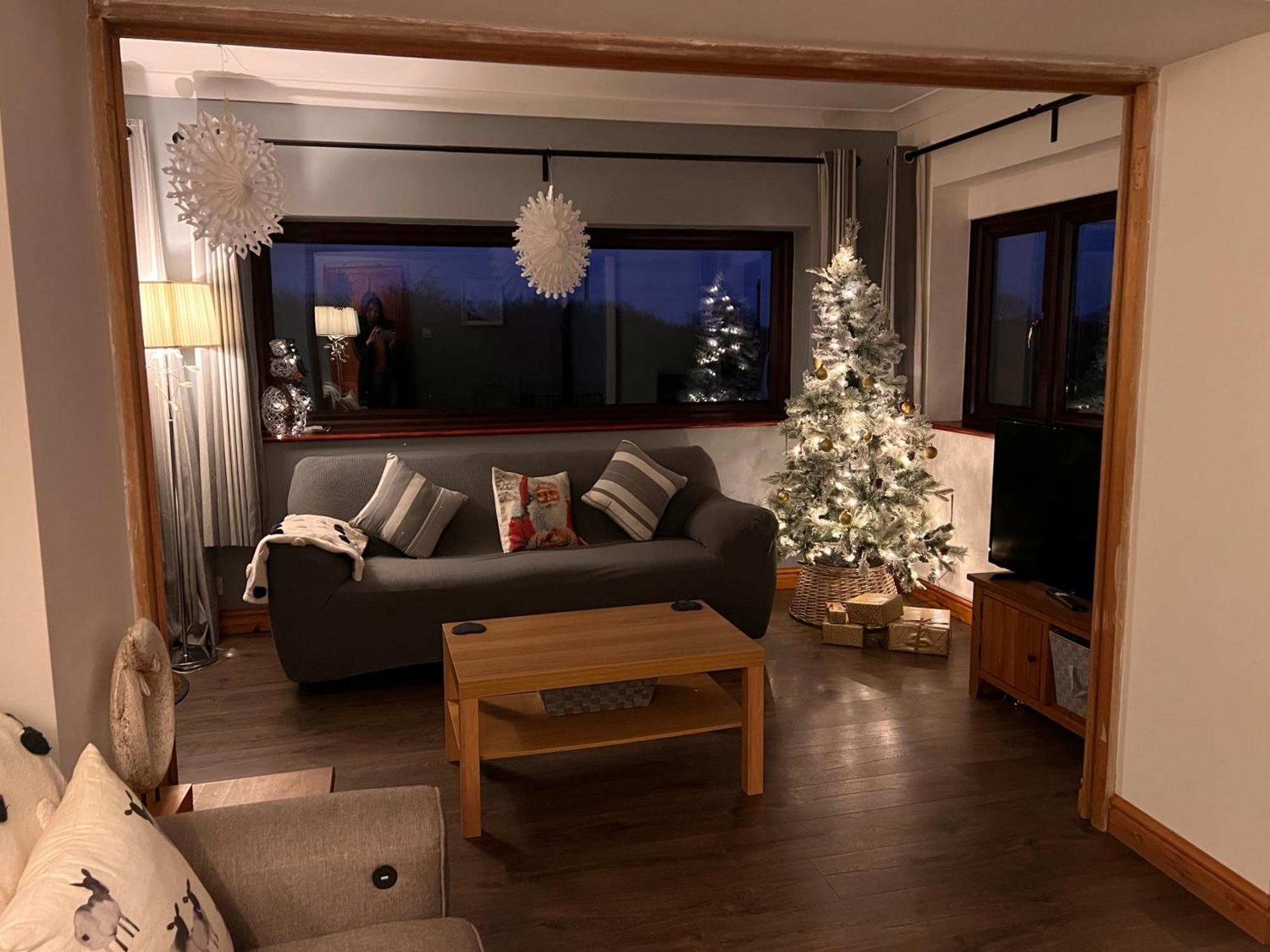 3 Bed Detached Cottage- Log Burner Mountain Views ビューマリス エクステリア 写真